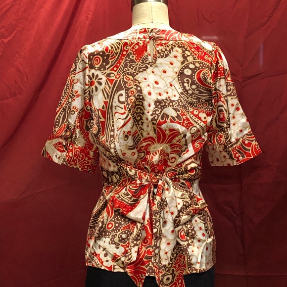 BCBGMaxAzaria Satin Keyhole Blouse Small - Picture 8 of 9